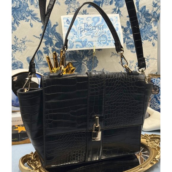 🆕 KURT GEIGER LONDON 🧿 NWOT Brixton Croc-Embossed Top Handle Flap Bag *SAMPLE* - Picture 1 of 16